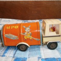 Купувам детска играчка боклукчийски камион МРО от Полша, снимка 1 - Коли, камиони, мотори, писти - 42088100