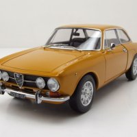 Alfa Romeo 1750 GTV 1970 - мащаб 1:18 на Norev моделът е нов в кутия, снимка 1 - Колекции - 41951119