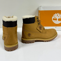 Timberland Premium Waterproof, снимка 4 - Дамски боти - 44549812