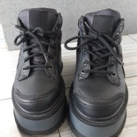 Дамски черни  обувки  с платформа, снимка 8 - Дамски ежедневни обувки - 41189489