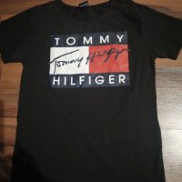 Тениска Tommy Hilfiger , снимка 1 - Тениски - 41767567
