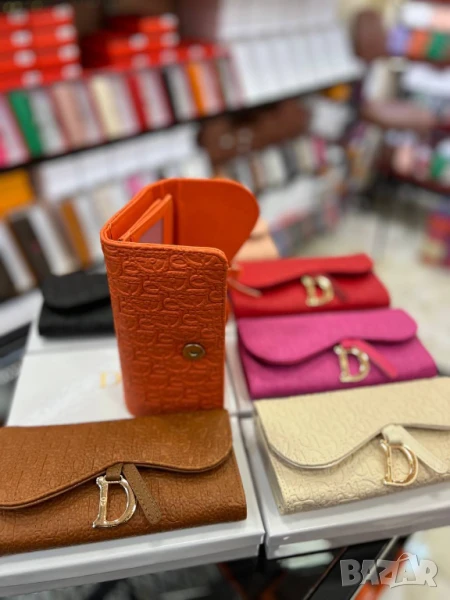 портмонета с кутия christian dior, снимка 1