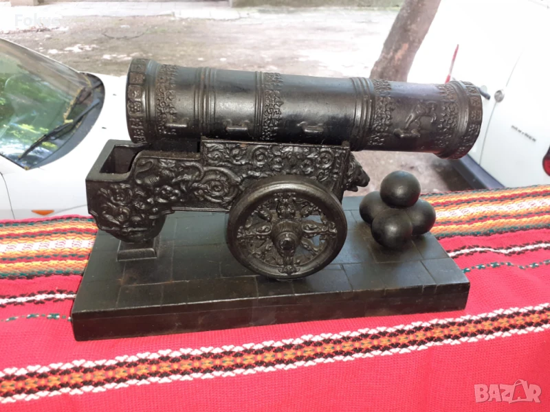 Касли - Цар пушка - голям размер чугун фигура статуетка, снимка 1