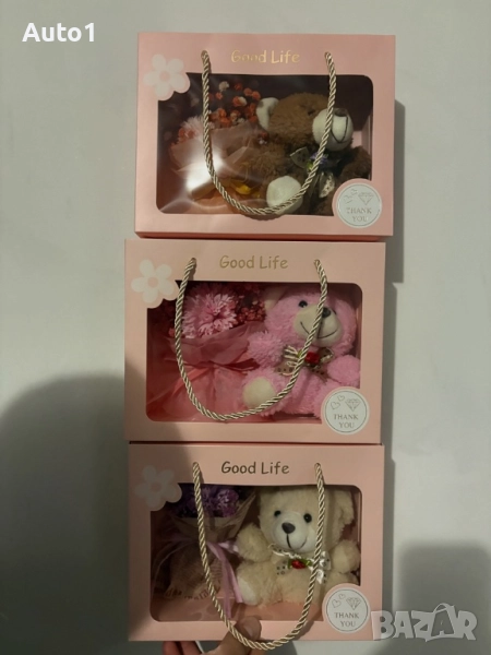 Мече с букет , снимка 1