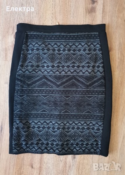 Дамска пола тип молив , снимка 1