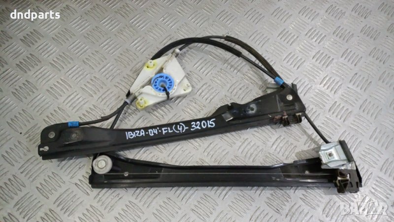 Стъклоповдигач врата Seat Ibiza 2004г.(преден ляв)	, снимка 1