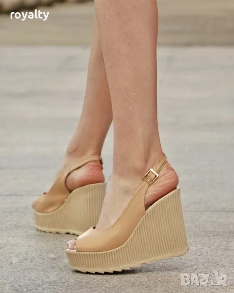 Сандали на платформа - бежова кожа, снимка 1