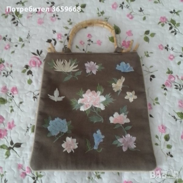 Дамска чанта с бродерия и бамбукови дръжки, снимка 1