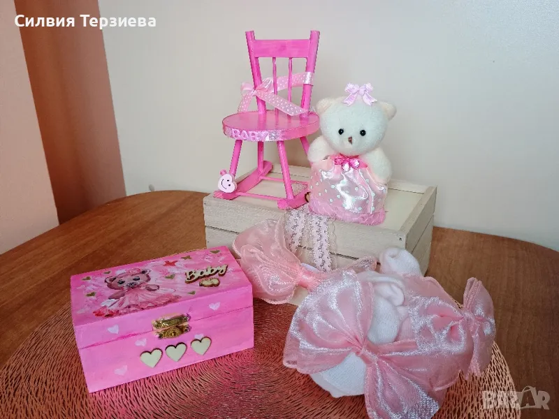 Подаръчен комплект за новородено бебе момиче ръчна изработка , снимка 1