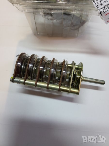 Немски галетен превключвател, галетен ключ - 5 секции;0+8пол.18кр.2к-та. ф54х85 мм, снимка 1