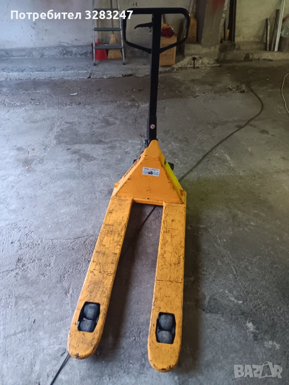 Палетна количка под наем, снимка 1