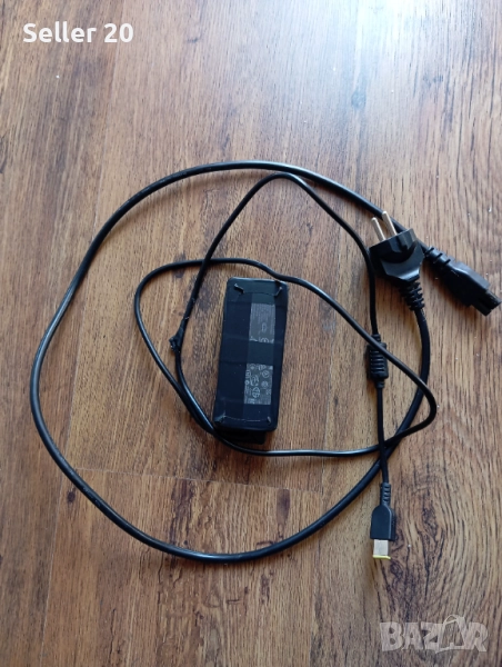 Зарядно адаптер за лаптоп Тошиба, снимка 1