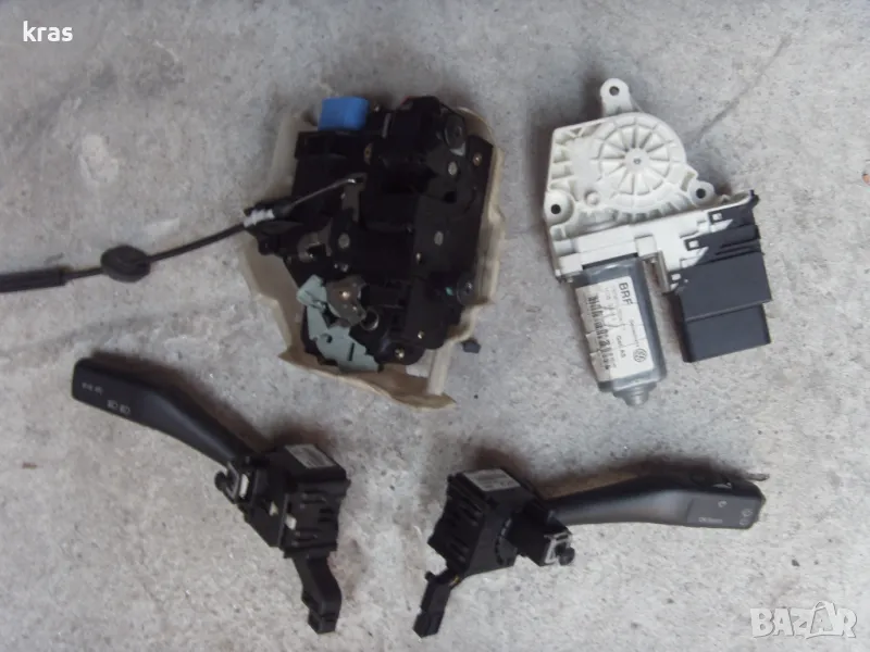 Голф 5 брава предна лява врата и др. части, снимка 1