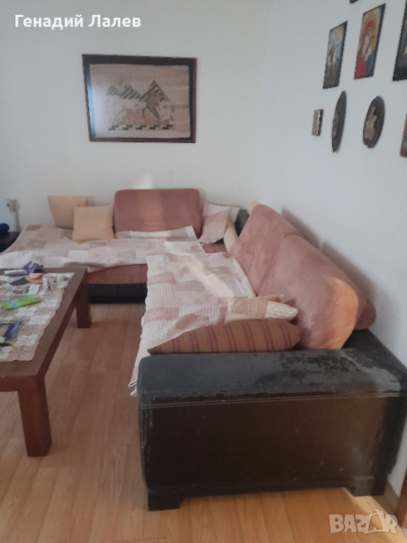 Продавам голям ьглов диван., снимка 1