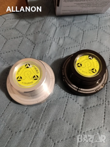 Стабилизатор / Тежест за грамофон с нивелир и стробоскоп 33/45, 50Hz , снимка 2 - Грамофони - 52296061