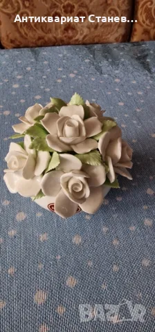 Чудесен малък порцеланов букет Roayal Albert

, снимка 3 - Антикварни и старинни предмети - 48549764