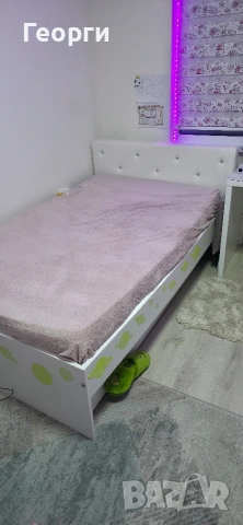 Легло 120см. на 200 см. с кожена табла