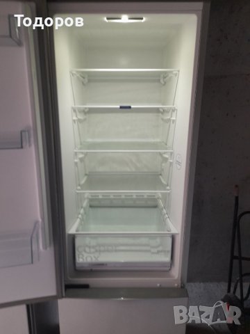 Хладилниk с фризер Siemens KG39VUL30, A ++ , снимка 3 - Хладилници - 38600582