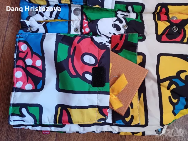 Страхотен нов елек на Levis с 2лица, снимка 4 - Елеци - 47435035