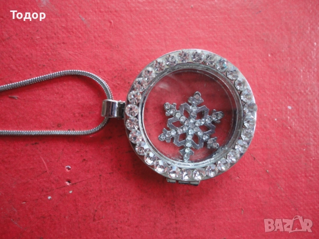 Страхотно колие гердан медальон 3, снимка 4 - Колиета, медальони, синджири - 52678434