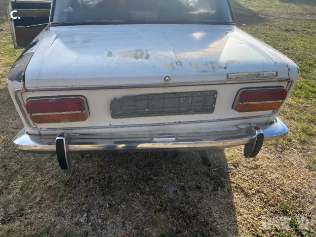 Lada 2103/1500 НА ЧАСТИ , снимка 15 - Автомобили и джипове - 48109954