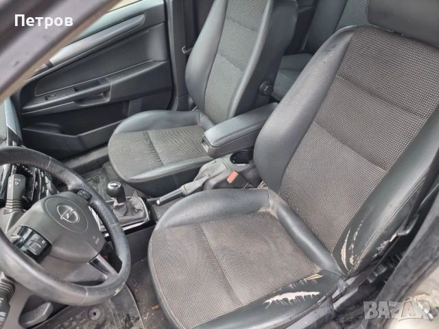 Opel Astra 1.9 CDTI Теглич На части, снимка 5 - Автомобили и джипове - 53460236