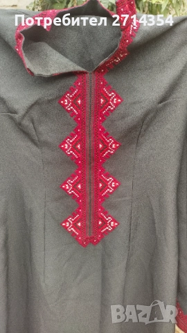 Стара дреха носия с  ръчно бродирани орнаменти , снимка 8 - Антикварни и старинни предмети - 51889559