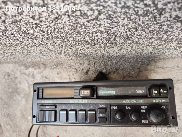 Радио за Форд Сиера, снимка 4 - Части - 52697777
