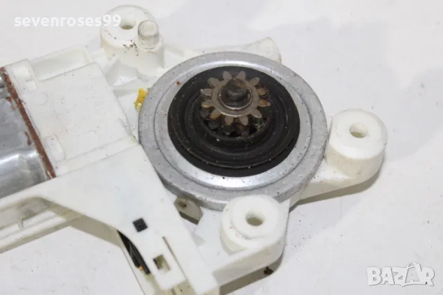 Ел мотор стъкло предно дясно Форд Ц макс 1 2005 Ford C Max 1 , снимка 3 - Части - 49833549