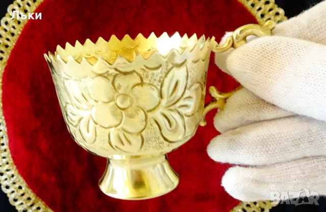 Арабски бронзови чаши за кафе,релефни цветя. , снимка 8 - Антикварни и старинни предмети - 40700950