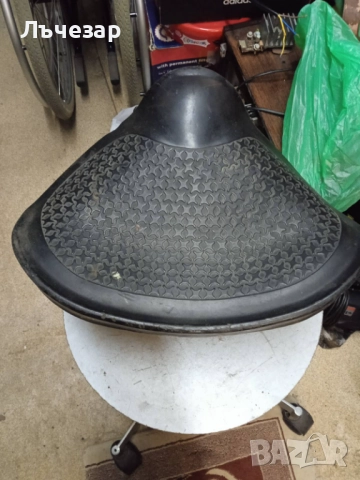 ПРОДАВАМ РЕТРО СЕДАЛКА ЗА МОТОЦИКЛЕТ., снимка 2 - Мотоциклети и мототехника - 52947010