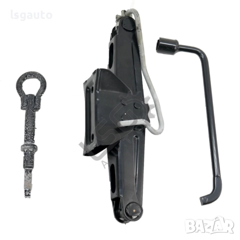 Комплект крик,ключ и кука за теглене Peugeot 208 I 2012-2019 ID: 152135, снимка 2 - Части - 52168916
