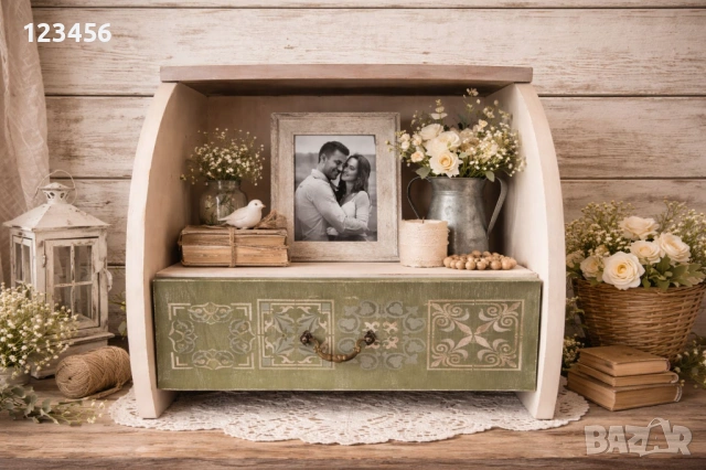 Реновирано винтидж нощно шкафче