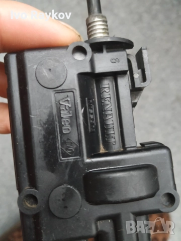 Машинка централно заключване резервоар , 8200305732B , Nissan ,Renault , снимка 3 - Части - 52561847