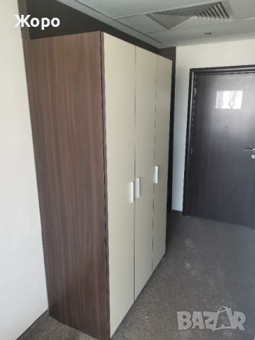 Продаваме трикрилни гардероби, снимка 2 - Гардероби - 50889713