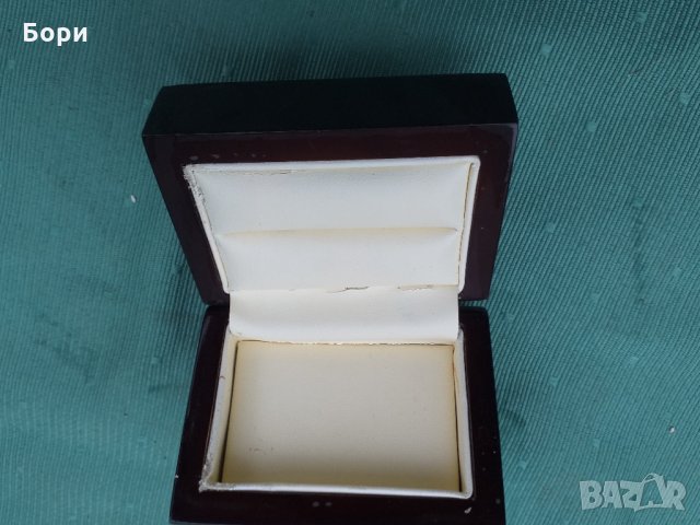 Луксозна кутия пияно лак от дърво, снимка 4 - Други ценни предмети - 34788018