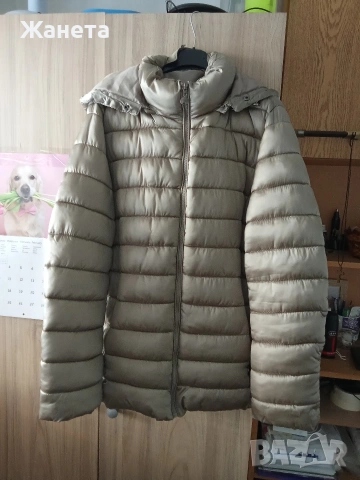 Продавам сиво зимно яке дебело 