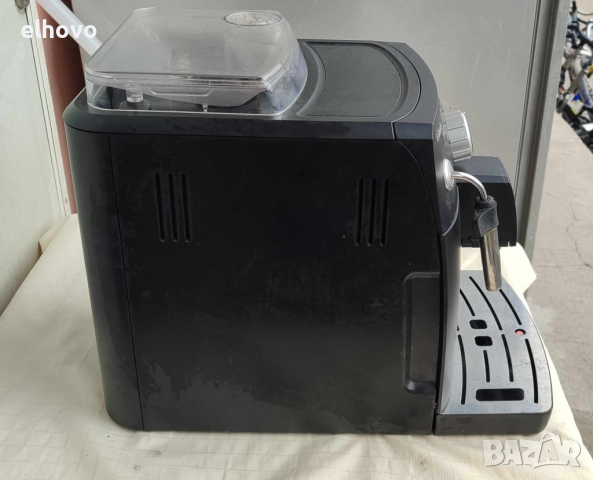 Кафеавтомат Saeco Intuita HD 8750, снимка 4 - Кафемашини - 44838400