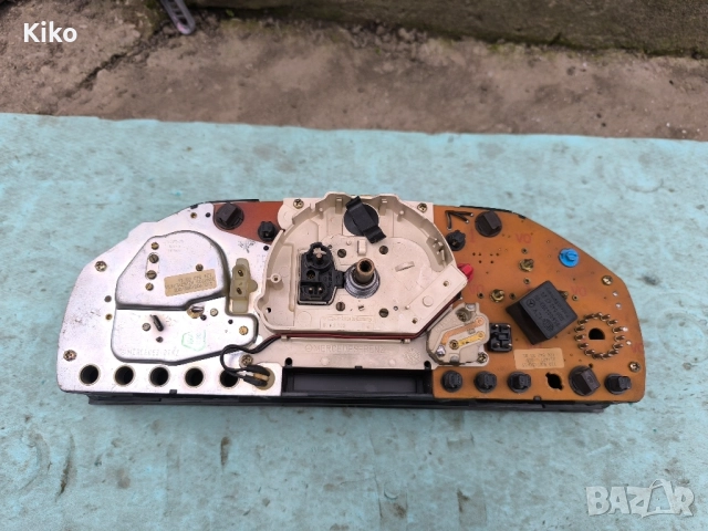 табло за Мерцедес 190, снимка 2 - Части - 52325331