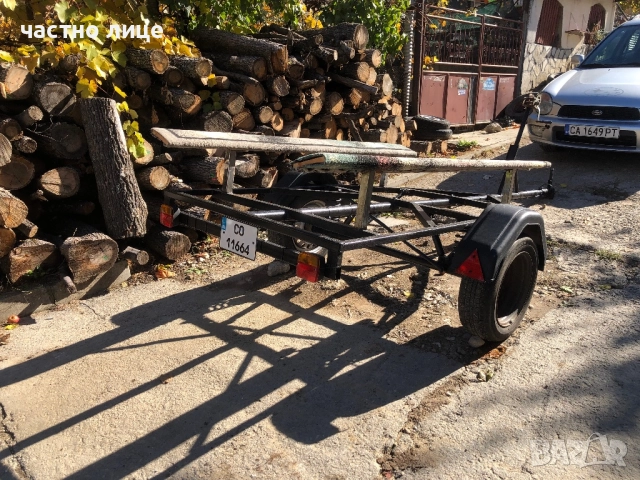 Ремарке за лодка и джет