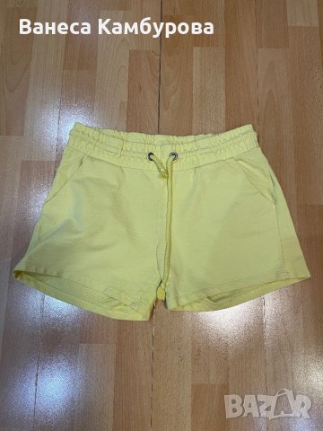 Жълти панталони , снимка 1 - Къси панталони и бермуди - 41646734