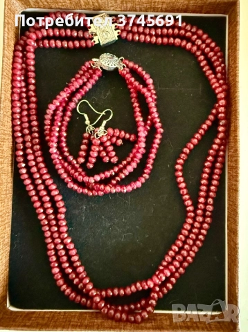 Червен естествен рубин: огърлица, гривна и обеци