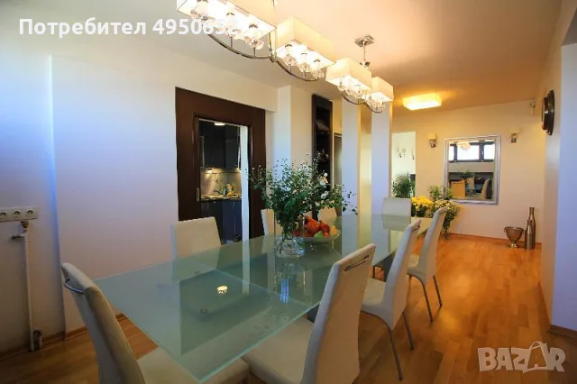 Продаваме Тристаен Апартамент в Изток, снимка 2 - Апартаменти - 56136195