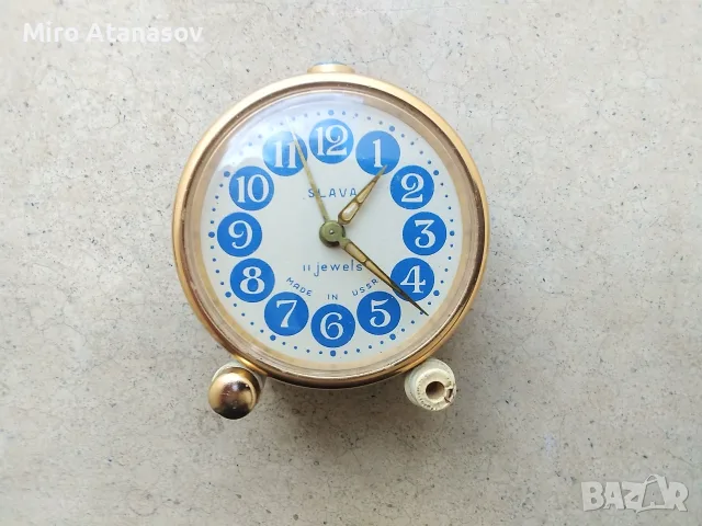 Лот 4 броя СССР будилници SLAVA, снимка 5 - Стенни часовници - 56238530