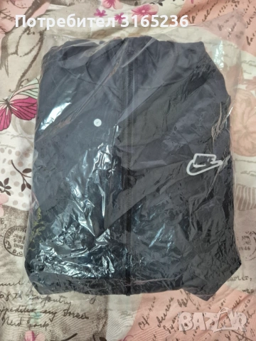 Нова Nike ветровка, снимка 6 - Спортни дрехи, екипи - 53496010