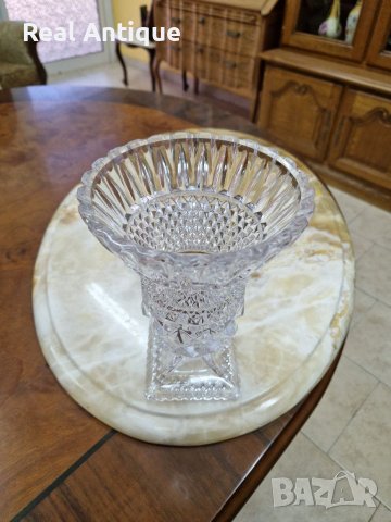 Красива антикварна френска кристална ваза със столче, снимка 5 - Антикварни и старинни предмети - 41392191