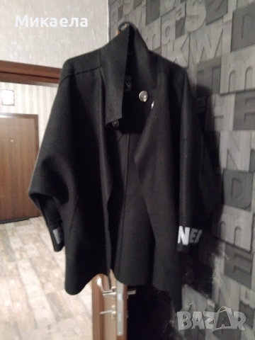 Negativ вълнена жилетка