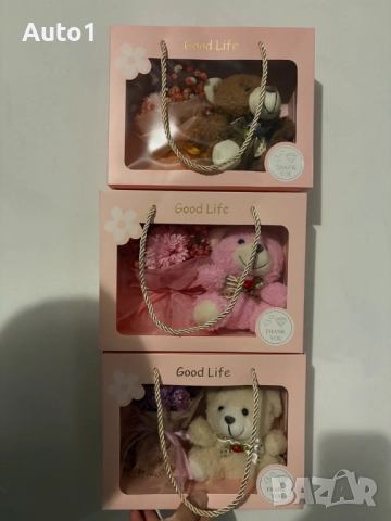 Мече с букет 