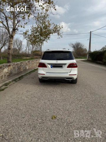 Mercedes-Benz ML 350 4Matic BlueTec, снимка 6 - Автомобили и джипове - 52514813