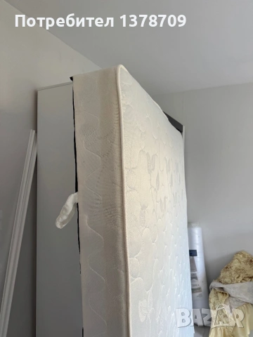 Продава се еднолицев матрак за легло 160/200, снимка 2 - Матраци - 53838283